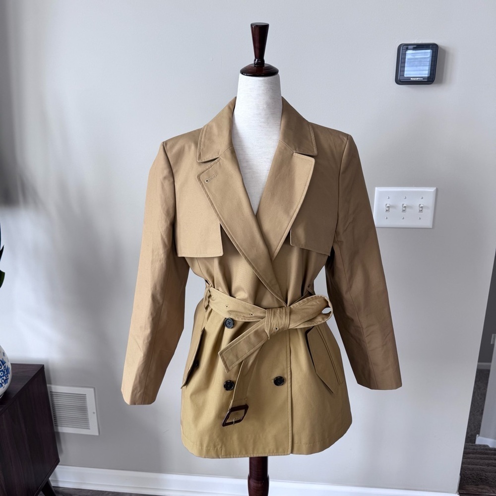 Like new! J. Crew Cropped Icon Belted trench coat Notched Collar - Classic Tan - Picture 5 of 10